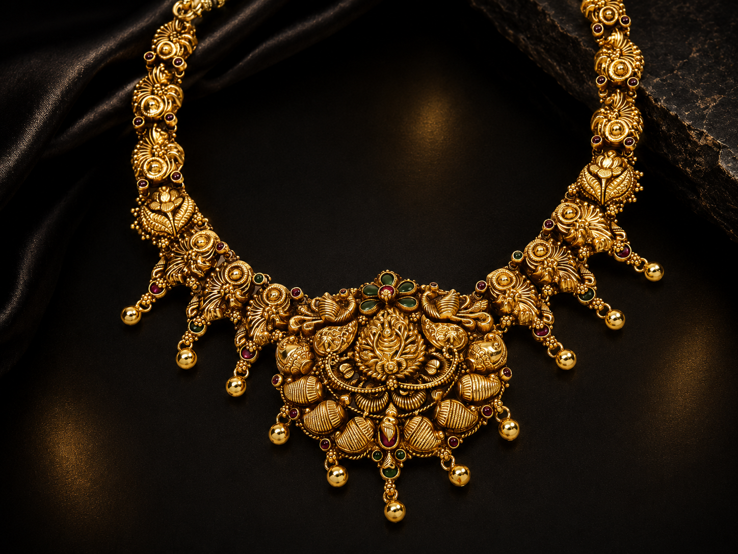 Gold Plated Mango Pearl Necklace