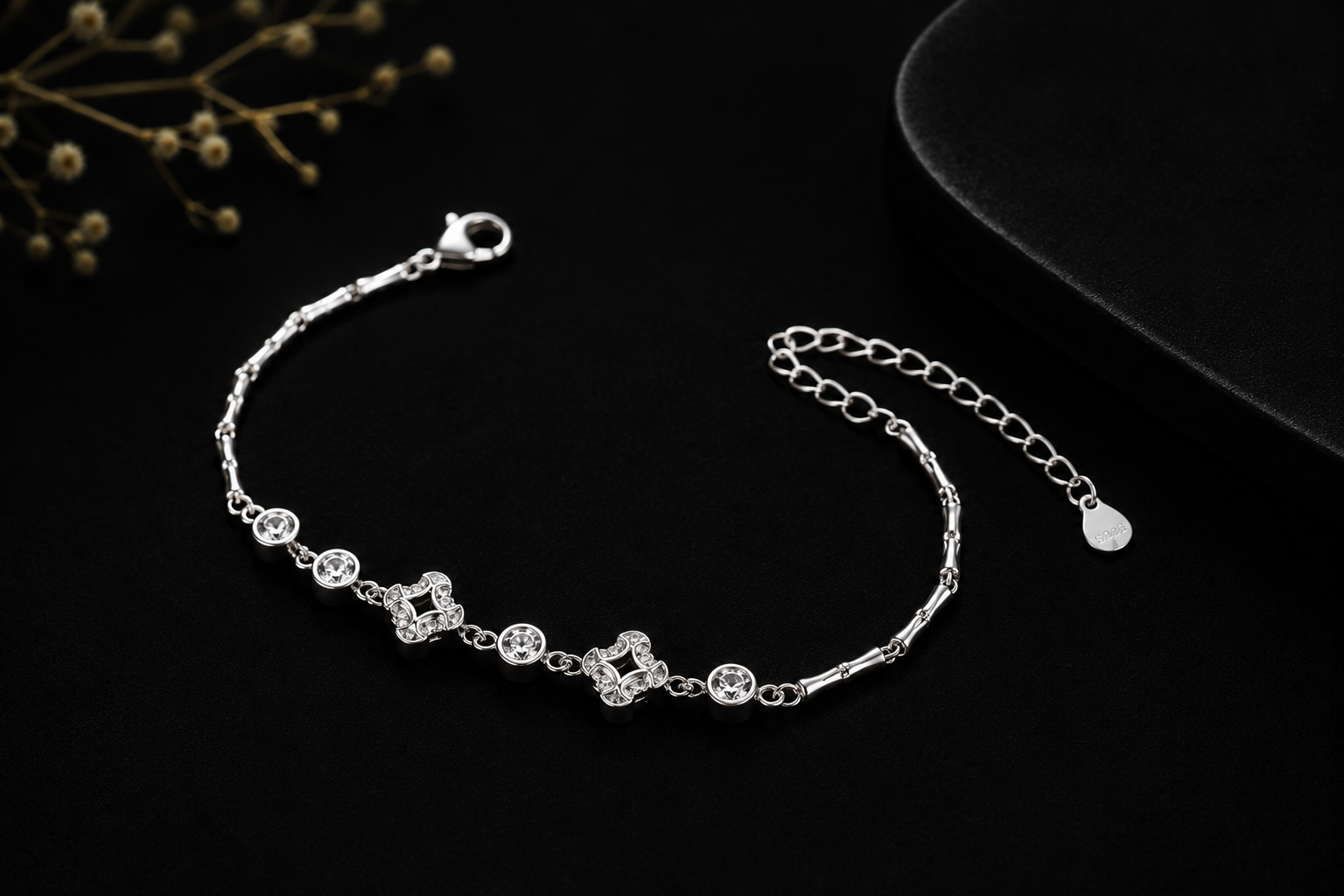 Hexagon Heart Shape Ladies Bracelet, - Image 4