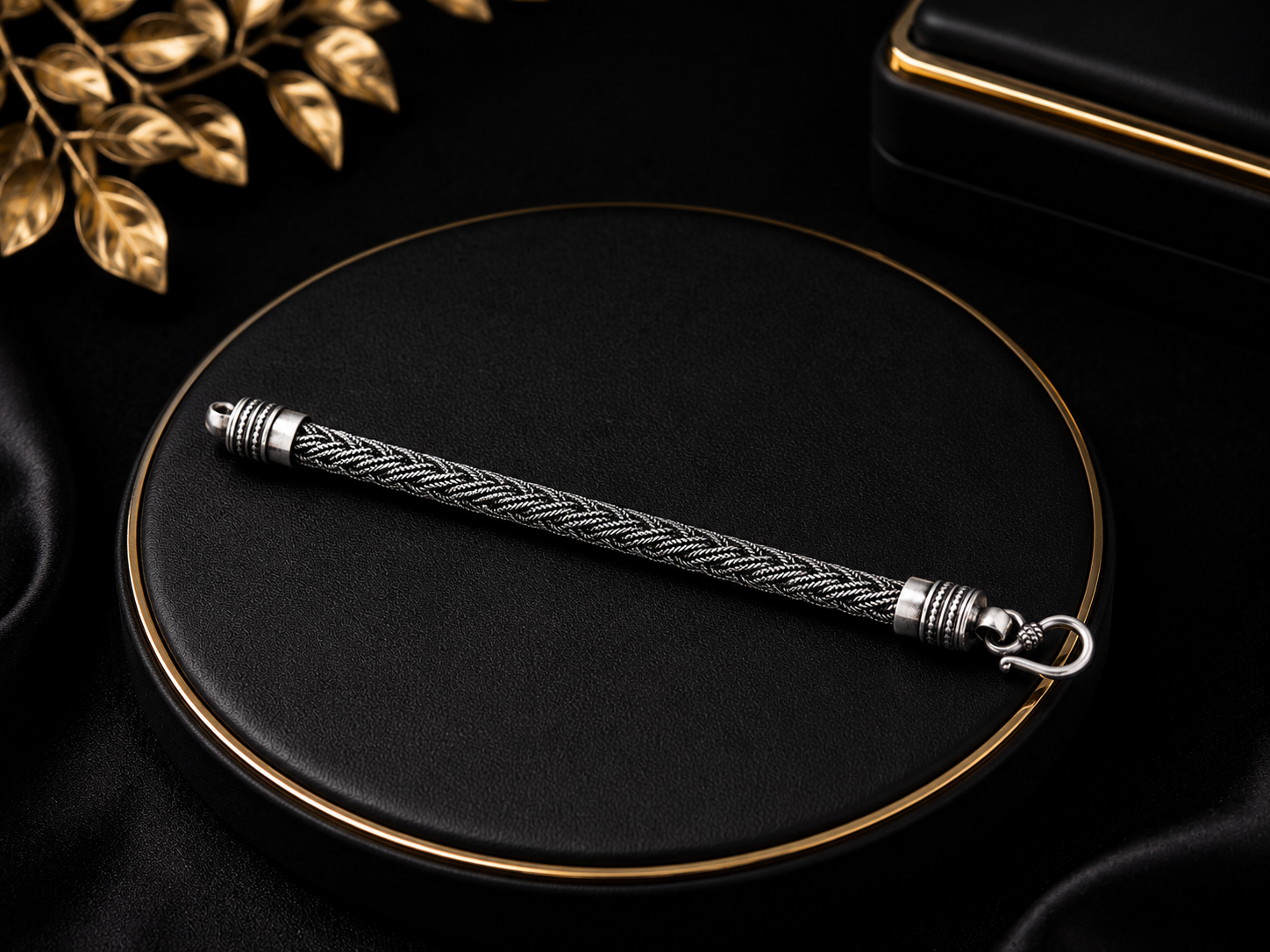 Rope Engraved Design Gents Bracelet - Image 6